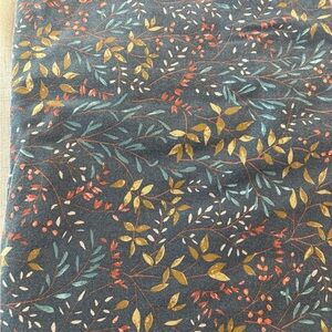 The Company Store 70x120 Navy Multicolor tablecloth